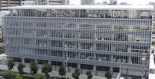 Kỷ niệm 100 năm thành lập. Hoàn thành văn phòng mới tại Osaka.